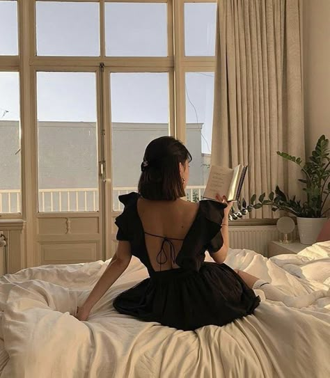 Reading A Book, A Book, A Woman, Reading, Bed