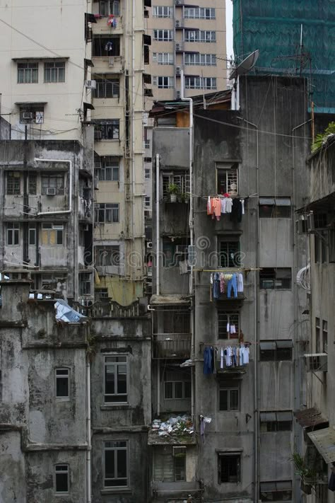 Hong Kong Urban, Cityscape Mural, Urban Decay Photography, Dark And Gloomy, Brutalist Architecture, Hauntingly Beautiful, Urban Environment, Old Building, Abandoned Buildings