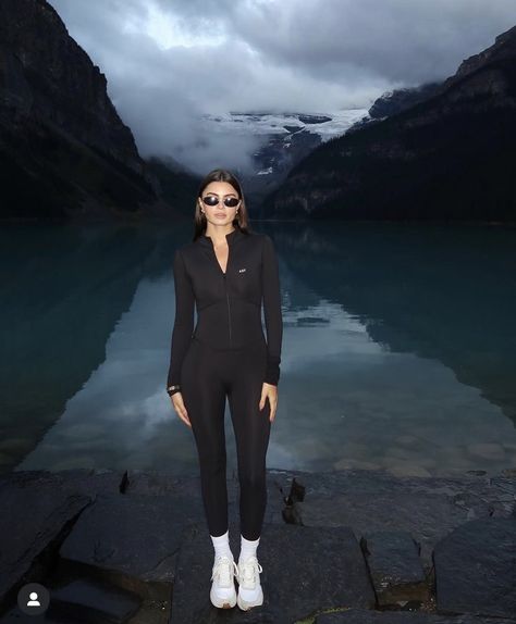 Rachael Kirkconnell, Bachelor Nation, Lake Louise, Hiking, Lake