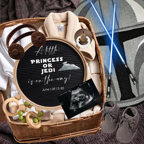 Star Wars Baby Announcement, Nerdy Baby Announcement, Star Wars Pregnancy Announcement, Star Wars Gender Reveal, Pregnancy Announcement Pictures, Unique Pregnancy Announcement, Gender Reveal Announcement, Baby Pregnancy Announcement, Nerdy Baby