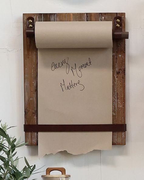 Made from recycled wood with a natural grain finish, this wall mounted kitchen noticeboard with leather-bound details is ideal for leaving notes in the kitchen whether it's daily reminders, household chores, shopping lists or meal prepping. Christmas Wreaths Indoor, Chevron Door, Garden Bench Cushions, Styl Shabby Chic, Wreath Hangers, Copper Anniversary Gifts, Surface Art, Garden Cushions, Christmas Candle Holders