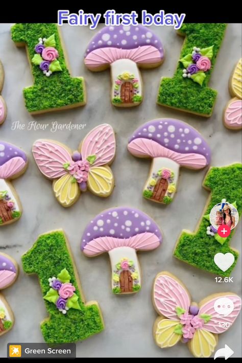 Galletas Royal Icing, Fairy Theme Birthday Party, Enchanted Forest Birthday, Baby First Birthday Themes, Forest Birthday Party, Fairy Baby Showers, Butterfly Cookies, Fairy Garden Birthday Party, Forest Birthday