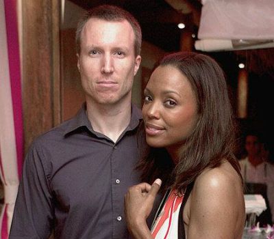 Aisha Tyler and Jeff Tietjens Interrational Couples, Interracial Relationship, Aisha Tyler, Black Woman White Man, Mixed Couples, Interracial Marriage, Human Rights Campaign, Interracial Dating, Interracial Relationships