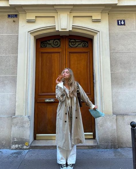 Sophie Jayne Miller on Instagram: "having my emily in paris moment 🥐" Emily In Paris, Paris Travel, Travel Outfit, Paris, Travel, On Instagram, Instagram