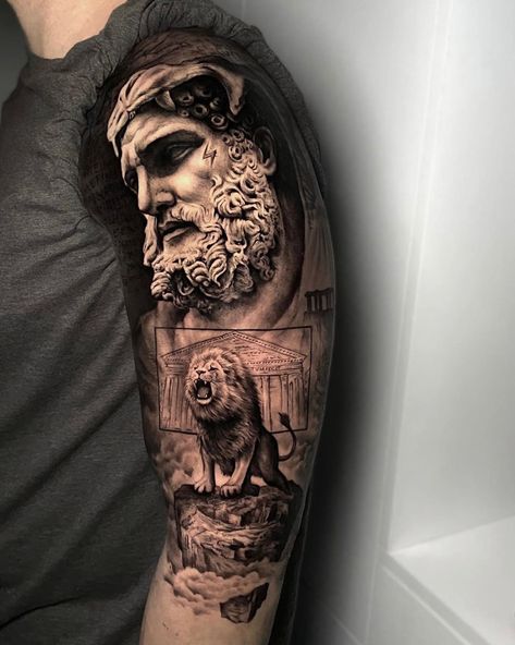 Hercules & Nemean Lion by Sergio Fernández, an artist at Seven Tattoo in Malaga, Spain. Nemean Lion Tattoo, Apollo Tattoo, Greece Tattoo, Hercules Tattoo, Hades Tattoo, Tattoo Homme, Greek God Tattoo, Zeus Tattoo, Nemean Lion