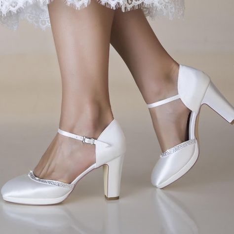 Bridal Shoes Platform, Block Heel Bridal Shoes, Platform Bridal Shoes, Closed Toe Wedding Shoes, Satin Wedding Shoes, Wedding Shoes Platform, Ivory Bridal Shoes, Beautiful Wedding Shoes, Wedding High Heels