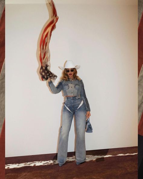 Channeling Queen Bey @beyonce vibes in the ultimate statement piece: Marine Serre’s Denim Cropped Jacket is your new power piece, exclusively at LABOUTIK. #TheKnowHow #LaboutikSpace #LaboutikBali #HighEndBoutique #BaliBoutique #Denim #Jacket #LuxuryBrand #MarineSerre Denim Cowgirl Outfit, Beyonce Birthday, Denim Cowgirl, Beyonce Outfits, Beyonce Knowles Carter, Cowgirl Costume, 24th Birthday, Nashville Outfits, Rodeo Outfits