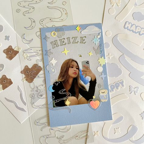 decorated heize polaroid Kpop Polaroid Decoration, Polaroid Decoration Ideas, Decorated Polaroid, Decorated Photocard, Polaroid Decor, Polaroid Stickers, Pc Decoration, English Project, English Projects