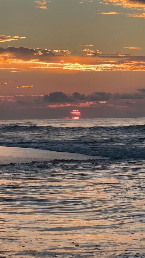 Sun Set Video, Mare Video, Ocean Pics, Ocean Sunsets, Moon Rainbow, Moon Beach, Amazing Scenery, Florida Christmas, Beach Video