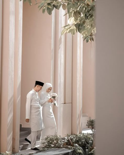 Wedding Malaysia Muslim, Akad Nikah Photography, Malay Wedding Photography, Foto Akad, Wedding Moments Photography, Adat Melayu, Melayu Wedding, Wedding Preparation Photos, Muslim Wedding Photos