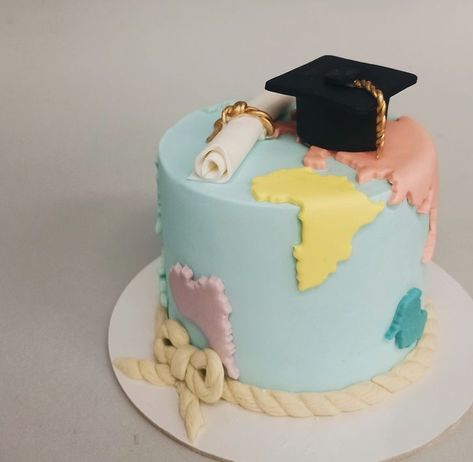 Grad Cakes, Graduation Cake Designs, Cake Design For Men, Graduation Wallpaper, Prom Inspo, Beautiful Birthday Cakes, Graduation Cap Decoration, Cake Decorating Videos, Graduation Cake