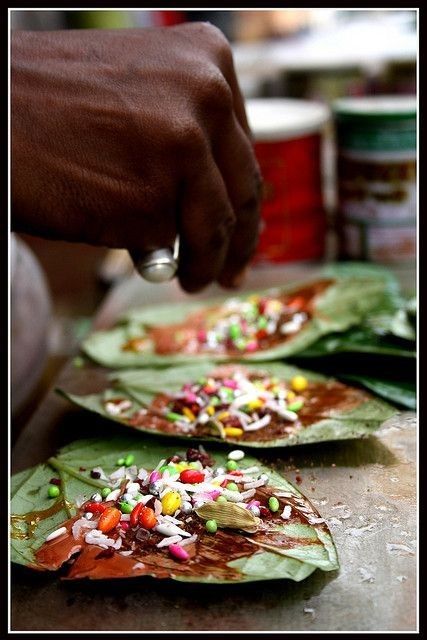 Indian Diversity, Mother Ganga, Meetha Paan, Indian Food Photography, Desi Street Food, Songs Written, Amazing India, India Culture, Street Foods