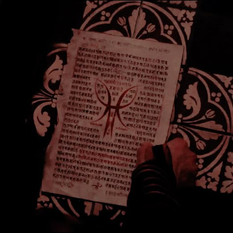 Clea Strange Aesthetic, Darkhold Book, Chaos Magic Aesthetic, Different Core Aesthetics, Gotham High, Wanda Maximoff Scarlet Witch, Sanctum Sanctorum, Stephen Strange, Marvel Aesthetic