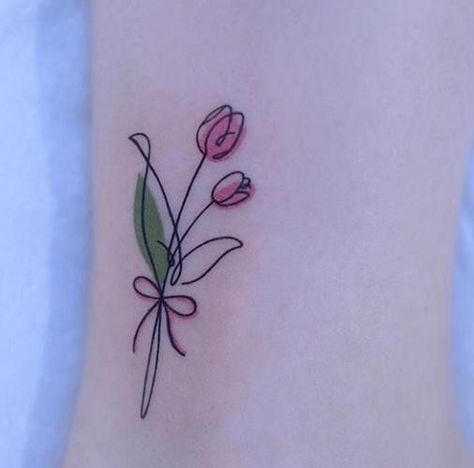 Pink Tulip Tattoo, Ankle Tattoo Ideas, Cat Tattoo Ideas, Flower Tattoo Ideas, Small Girly Tattoos, Tulip Tattoo, Aquarius Tattoo, Ankle Tattoos, Small Pretty Tattoos