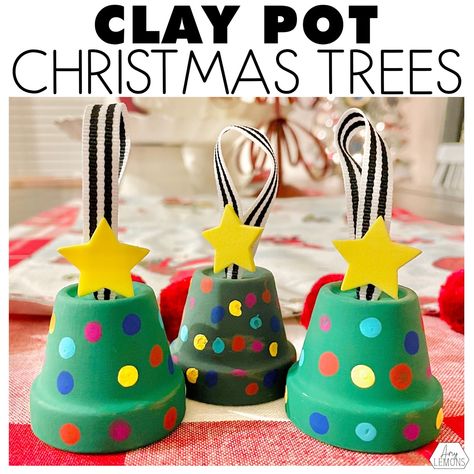 I love making Christmas ornaments with kids! These 10 kid-friendly DIY ornaments can be used for gifts, too! Plus, I have FREEBIES gift tags & writing pages Easy Christmas Ornaments To Make, Ornaments To Make With Kids, Amy Lemons, Potted Christmas Trees, Ornaments To Make, Easy Christmas Ornaments, Kids Christmas Ornaments, Christmas Activities For Kids, Preschool Christmas