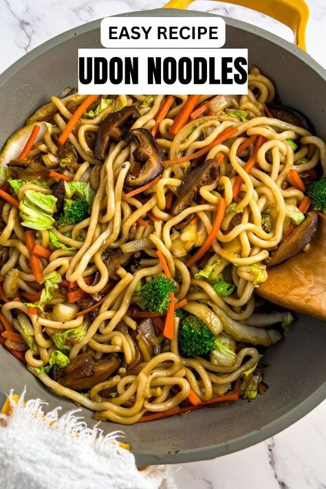 Simple Udon Recipe, Udon Noodle Stir Fry, Vegan Udon Noodles, Chicken Udon Noodles, Vegan Udon, Noddle Recipes, Japanese Flavors, Tasty Noodles Recipe, Chicken Udon