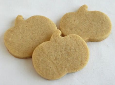 Spice Cookie Recipes, Spice Sugar Cookies, Halloween Cookie Recipes, Cut Out Cookie Recipe, Brown Sugar Cookies, Vanilla Sugar Cookie, Cutout Sugar Cookies, Cookie Flavors, Fall Cookies