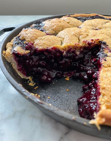 Easy Cobbler Recipes, Easy Cobbler, Berry Pie Recipe, Fresh Blueberry Pie, Berry Cobbler Recipes, Berry Cobbler, Blueberry Pie Filling, Berry Pie, Blueberry Pie