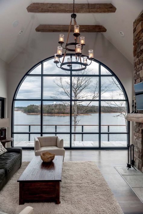 Modern lake house in Alabama blends well into its surroundings Lake House Living Room Decor, Lake House Living Room, Modern Lake House, Arched Windows, Decor Home Living Room, Window Design, Beach House Decor, Large Windows, House Inspo