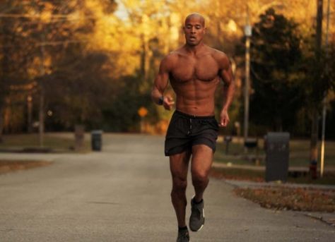 Build Resilience with David Goggins’ Morning Routine David Goggins Workout, David Goggins Quotes, Quotes On Motivation, Teen Workout Plan, The Perfect Workout, David Goggins, Build Resilience, Tim Ferriss, Perfect Workout