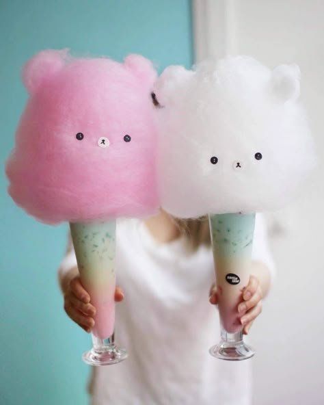 Cotton Candy Business, Cotton Candy Art, Cotton Candy Ideas, Foodie Couple, Cotton Candy Cakes, Cotton Candy Party, Candy Business, Candy Stand, Carnival Food