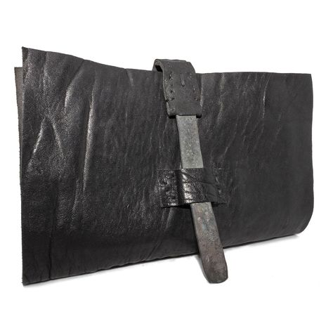 black culatta long wallet – atelier skn Arm Wear, Hand Sewn Leather, Hammered Iron, Linen Thread, Leather Long Wallet, Hand Wax, Dyed Linen, Clean Cotton, Black Horse