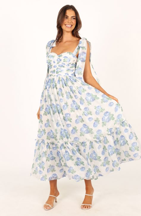 Get your garden-party season RSVPs out; you've found the perfect dress to make you the belle of the blooms. Exposed back-zip closure Sweetheart neck Adjustable tie straps Lined 100% polyester Hand wash, dry flat Imported Floral Bridesmaid Dresses, Midi Sundress, Shower Dresses, Usa Dresses, Blue And White Dress, Dreamy Dress, White Floral Dress, Floral Blue Dress, Blue Floral Print