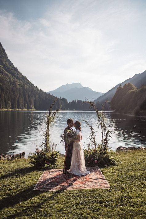 Mountain Wedding Ideas, Summer Forest, Outdoor Wedding Photography, Editorial Shoot, Cheap Wedding Invitations, Whimsical Wonderland Weddings, Lake Wedding, French Alps, Outside Wedding