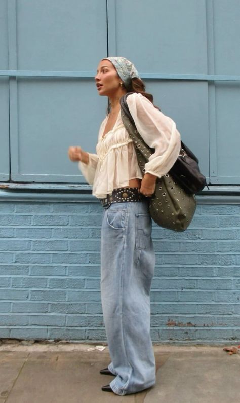 Katerina Tannenbaum Style, Fairy Core Style Outfits, Low Waist Belt Outfit, Whimsical Street Style, Argentina Trip Outfit, Bayou Aesthetic Outfit, Sheryl Crow Style, Vintage Hippy Outfits, Daytime Date Outfit Winter