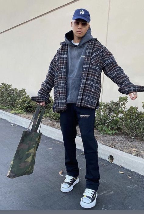 Flannel Hoodie Outfit Men, Flannel Hoodie Outfit, Navy Blue Pants Outfit, Blue Hoodie Outfit, Winter Drip, Blue Pants Outfit, Flannel Outfits Men, Minimal Closet, Hoodie Flannel