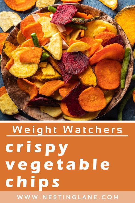 Homemade Veggie Chips, Vegetable Chips Recipe, Ww Vegetarian, Veggie Chips Recipe, Healthy Chip Alternative, Carrot Chips, Healthy Snack Alternatives, Healthy Chips, Low Fat Snacks