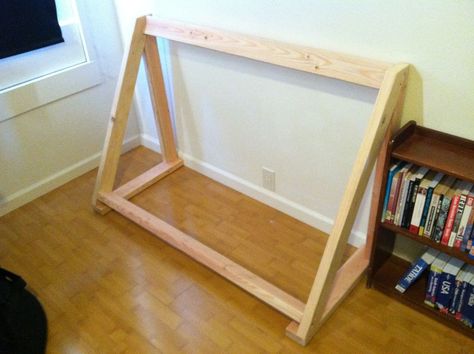 A simple and cheap stand for one or more guitars. Takes maybe two hours to build. Mod is based on imarunner2's pvc bike rack. Instrument Organization, Guitar Case Storage, Multiple Guitar Stand, Pvc Bike Racks, Diy Guitar Stand, Studio Layouts, Music Room Design, Guitar Storage, Guitar Display