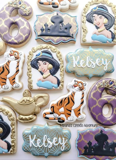 Aladdin Birthday Party Decoration, Moana Cookies, Aladdin Birthday Party, Princess Jasmine Birthday, Aladdin Party, Jasmine Party, Jasmine Birthday, Disney Cookies, Fancy Cookies