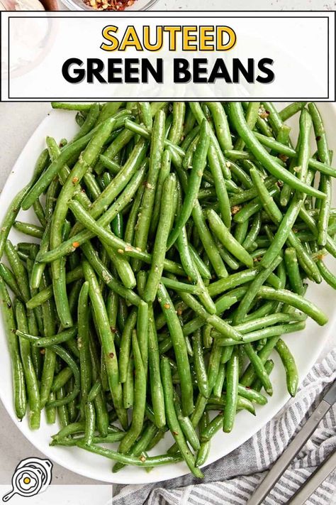 Sautéed Green Beans Sauteed Green Beans, Garlic Green Beans, Roasted Green Beans, Frozen Green Beans, Chicken Meal Prep, Fresh Green Beans, Green Bean Recipes, Chicken Pasta Recipes, Fodmap Recipes