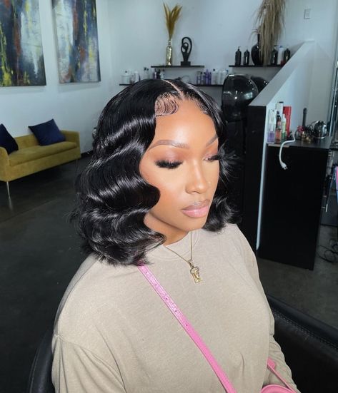 Closure Quick Weave, Hairstyle For Prom, Frontal Wig Hairstyles, Sew In Hairstyles, Curly Hair Videos, Wavy Bob, Curly Bob Wigs, Quick Weave Hairstyles, Bob Lace Front Wigs