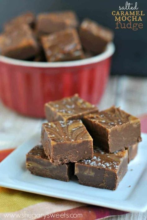 Mocha Fudge, Salted Caramel Mocha, Caramel Treats, Salted Caramel Fudge, Caramel Mocha, Fudge Candy, Oh Fudge, Fudge Recipes Easy, Caramel Fudge