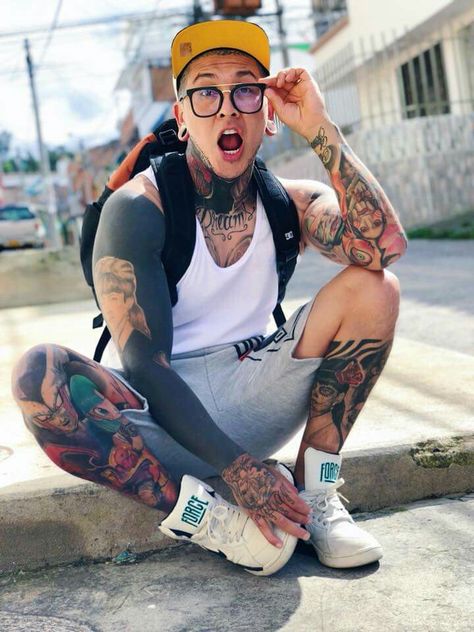 Guys Ear Piercings, Sporty Outfits Men, Black Tattoo Cover Up, Estilo Cholo, Bunny Tattoos, Blackout Tattoo, Tattoed Women, Elbow Tattoos, Modern Tattoos