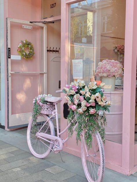 Pink Awning Store Fronts, Shop Store Design, Flower Shop Design, Pink Cafe, Pink Bicycle, Bakery Design Interior, Cute Store, Store Design Boutique, Cafe Shop Design