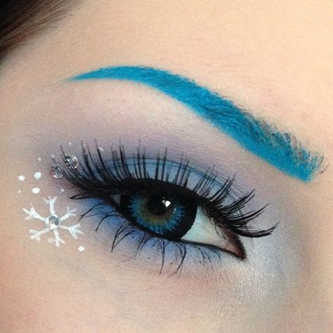 A-B-C to the M-A-K-E-U-P Winter Wonderland Makeup Looks, Wedding Makeup Aesthetic, Christmas Themed Makeup, Christmas Inspired Makeup, Christmas Makeup Looks Simple, Simple Christmas Makeup, Snowflake Makeup, Reindeer Makeup, Winter Eye Makeup