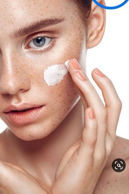 Whitening Face Mask, Beauty Shoot, Beauty Shots, Bright Skin, Post Ideas, Beauty Editorial, Skincare Ingredients, Hydrate Skin, Makeup Collection