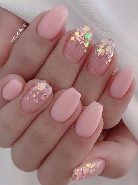 Dusty Pink Nails, Chunky Glitter Nails, Short Pink Nails, Pink Glitter Nails, Summery Nails, Girly Acrylic Nails, Classy Christmas, Rose Gold Nails, Pink Nail Designs