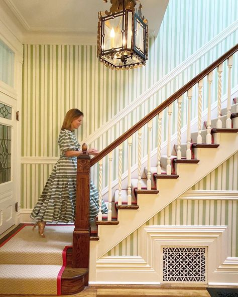 Staircase Wall Design, Striped Hallway, Wallpaper Staircase, Stairwell Wall, Wallpaper Stairs, Painted Staircases, Foyer Staircase, Jenny Brown, Indoor Pools