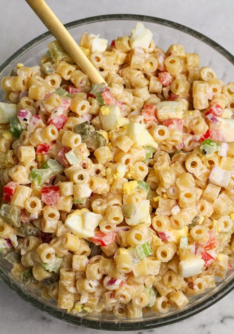 The Best Macaroni Salad - Bad Batch Baking - Restaurant Copycat Recipes & Family Favorites The Best Macaroni Salad, Bacon Pasta Salad, Restaurant Copycat Recipes, Batch Baking, Creamy Peas, Creamed Cucumbers, Restaurant Copycat, Best Macaroni Salad, Mac Salad