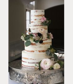 Crumb Coat, Groom Wedding Cakes, Cake Simple, Wedding Cake Recipe, Cake Blog, Wedding Cake Rustic, Naked Cakes, Simple Wedding Cake