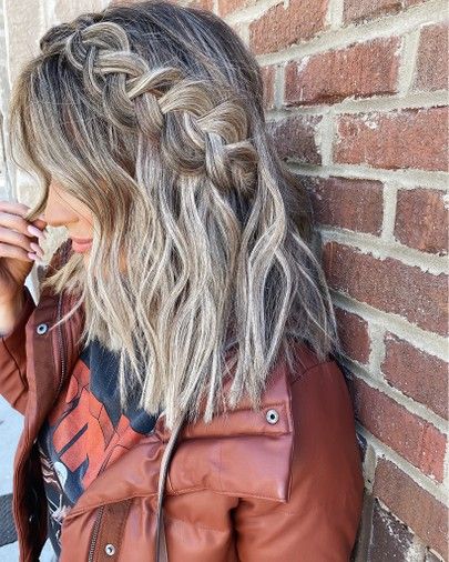 Braid Shoulder Length Hair, Dutch Side Braid, Mom Hairstyles, Hair Tutorials For Medium Hair, Dress Hairstyles, Side Braid, Shoulder Length Hair, Homecoming Hairstyles, Length Hair