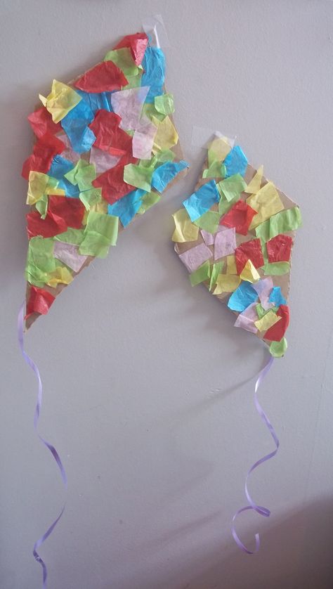 We made tissue paper kites on a windy day Kite Crafts For Kids Preschool, Diy Wind Chimes For Kids, Weather Crafts Preschool, Wind Chimes For Kids, Rainbow Windsock, Kites Preschool, Windsock Craft, Spring Preschool Activities, Kites Craft