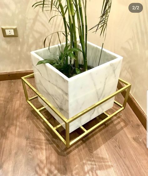 Outdoor Planter Designs, Planter Designs, Modern Classic Home, Marble Accessories, Stone Accessories, Marble Vase, Marble Decor, Outdoor Planter, Marble Art