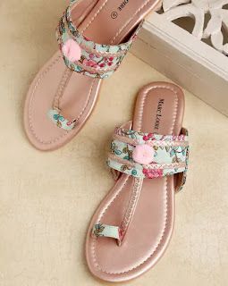 Kolhapuri Chappals, Indian Sandals, Fancy Sandals, Flat Sandals For Women, Toe Ring Sandals, Footwear Fashion, Shoes Hack, Cute Slippers, Bridal Sandals