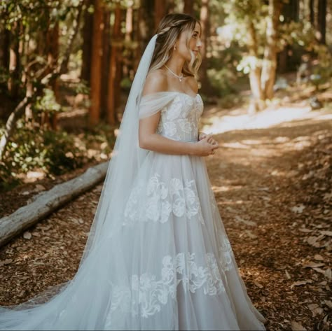 Cottage Core Wedding Dress, Enchanted Forest Wedding Dress, Cottagecore Wedding Dress, Earthy Wedding Dresses, Forest Wedding Dress, Cottage Core Wedding, Nature Wedding Dress, Cottagecore Wedding, Wedding Dresses Whimsical