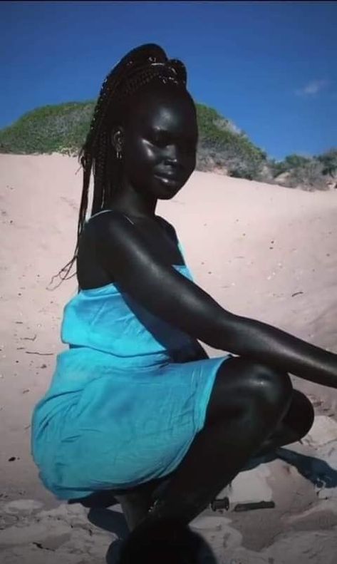 World's Darkest Complexion Sudanese Model, Nyakim Gatwech, Queen Of Darkness, Dark Complexion, Guinness Book, Black Stallion, Gods Girl, Dark Skin Beauty, Dark Skin Women